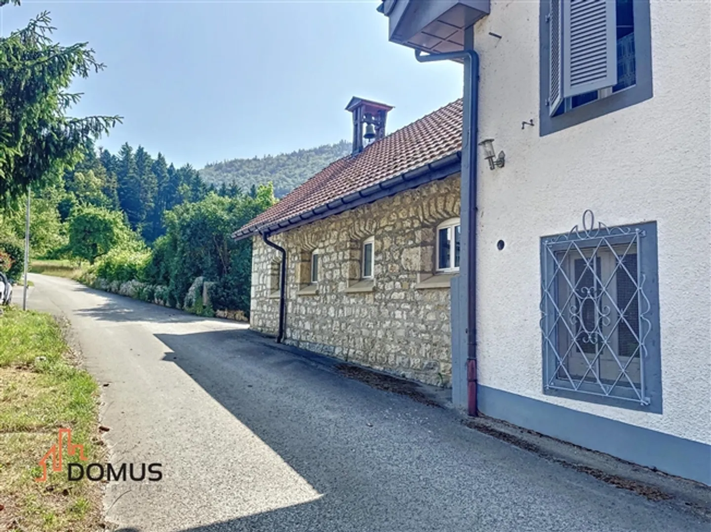 Historical property from 1823 in an extraordinary natural environment - Photo 12 of 13