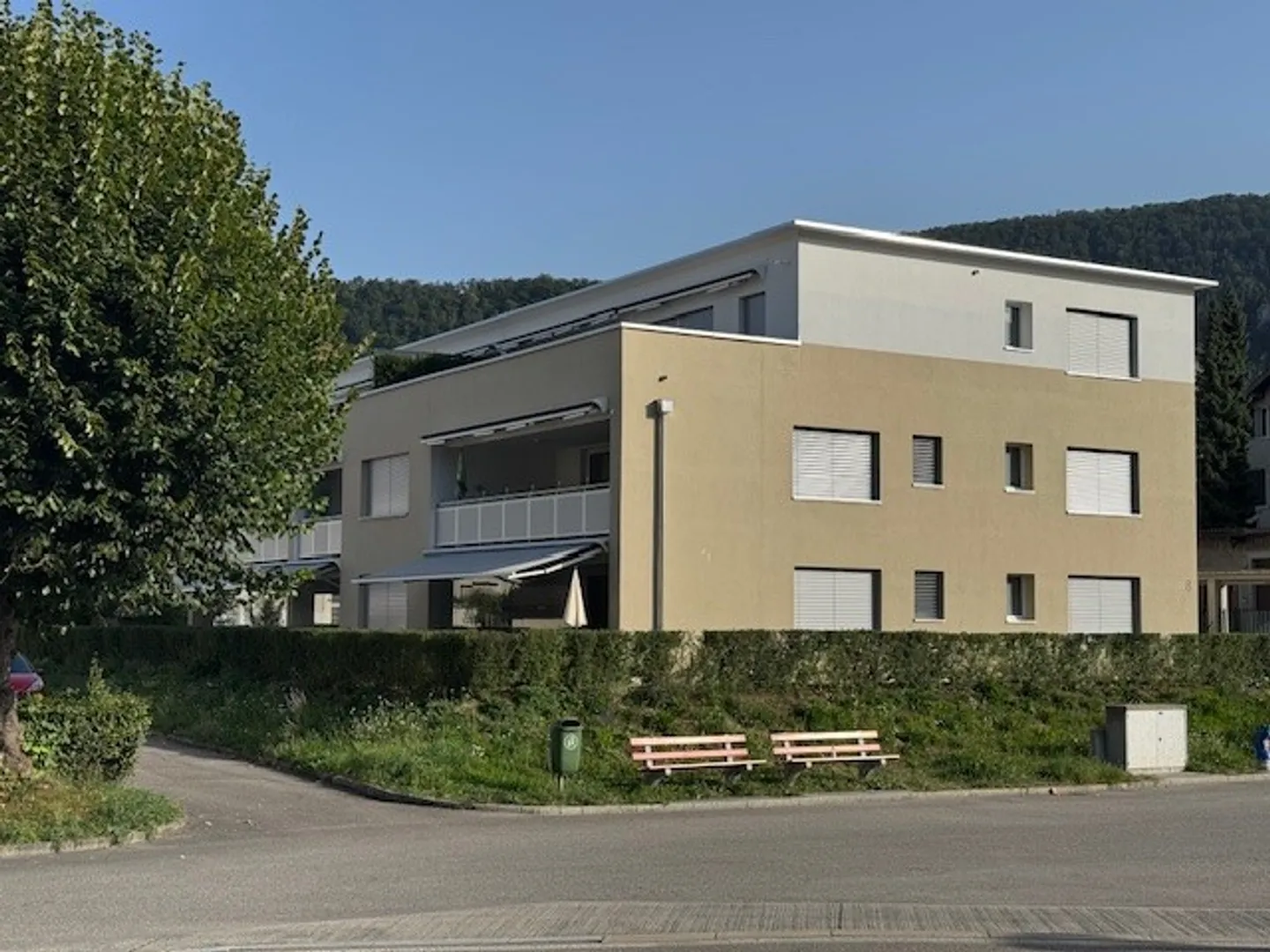 Moderne 3.5-Zimmer-Attikawohnung - Foto 1 von 11