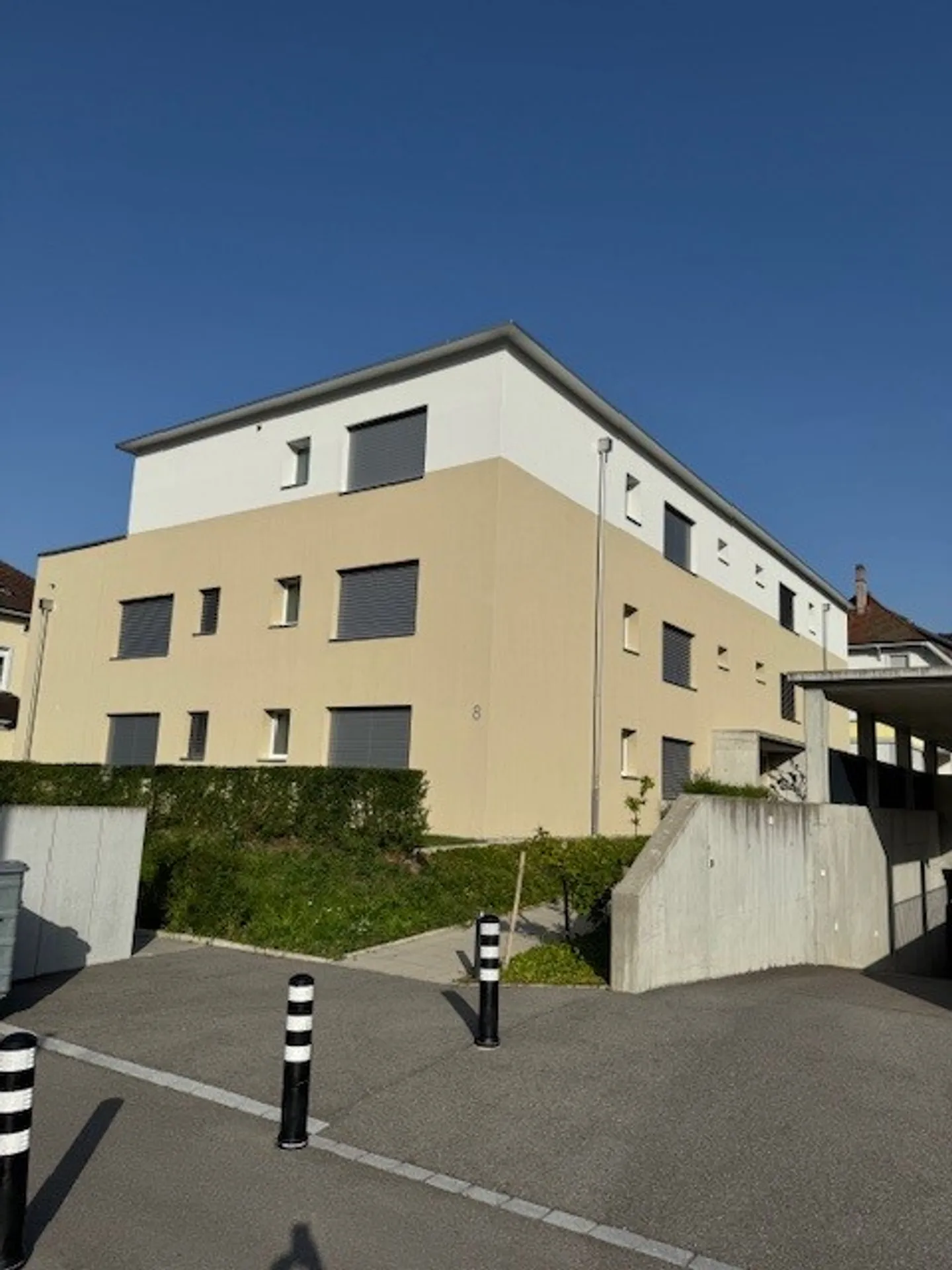 Moderne 3.5-Zimmer-Attikawohnung - Foto 2 von 11