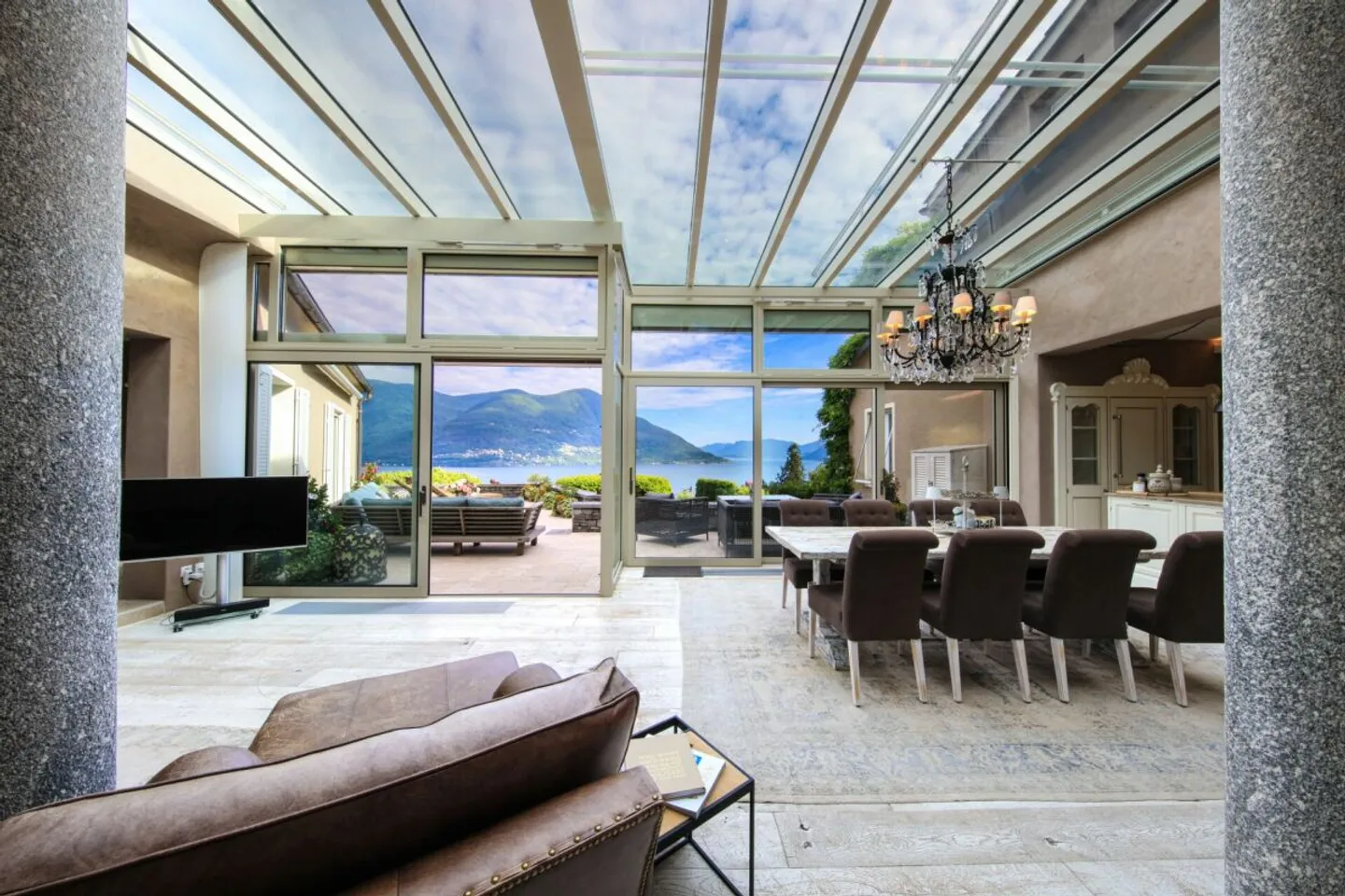 BRISSAGO - Villa de rêve avec vue panoramique sur le lac Majeur - Photo 1 sur 3