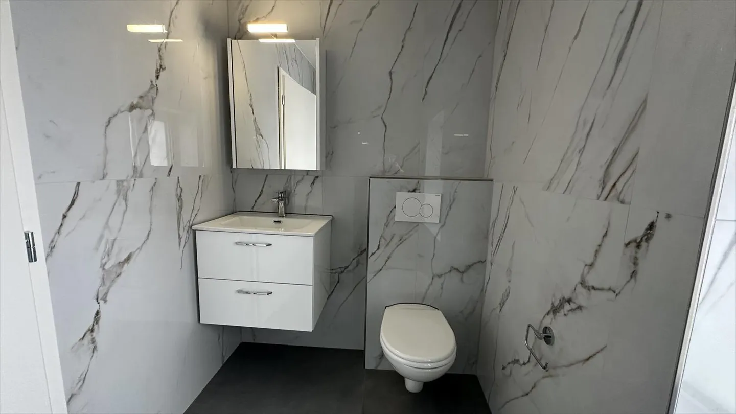 Apartment for rent - Photo 7 of 13