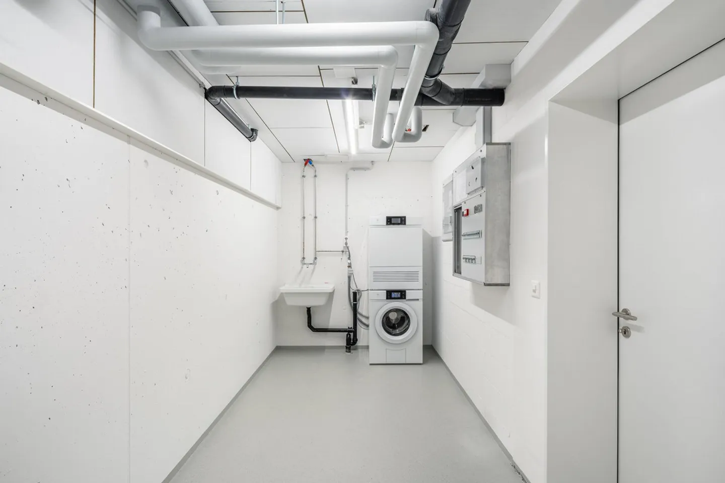 New Construction - Single Family Home with Mountain Panorama in Schattdorf - Photo 11 of 12