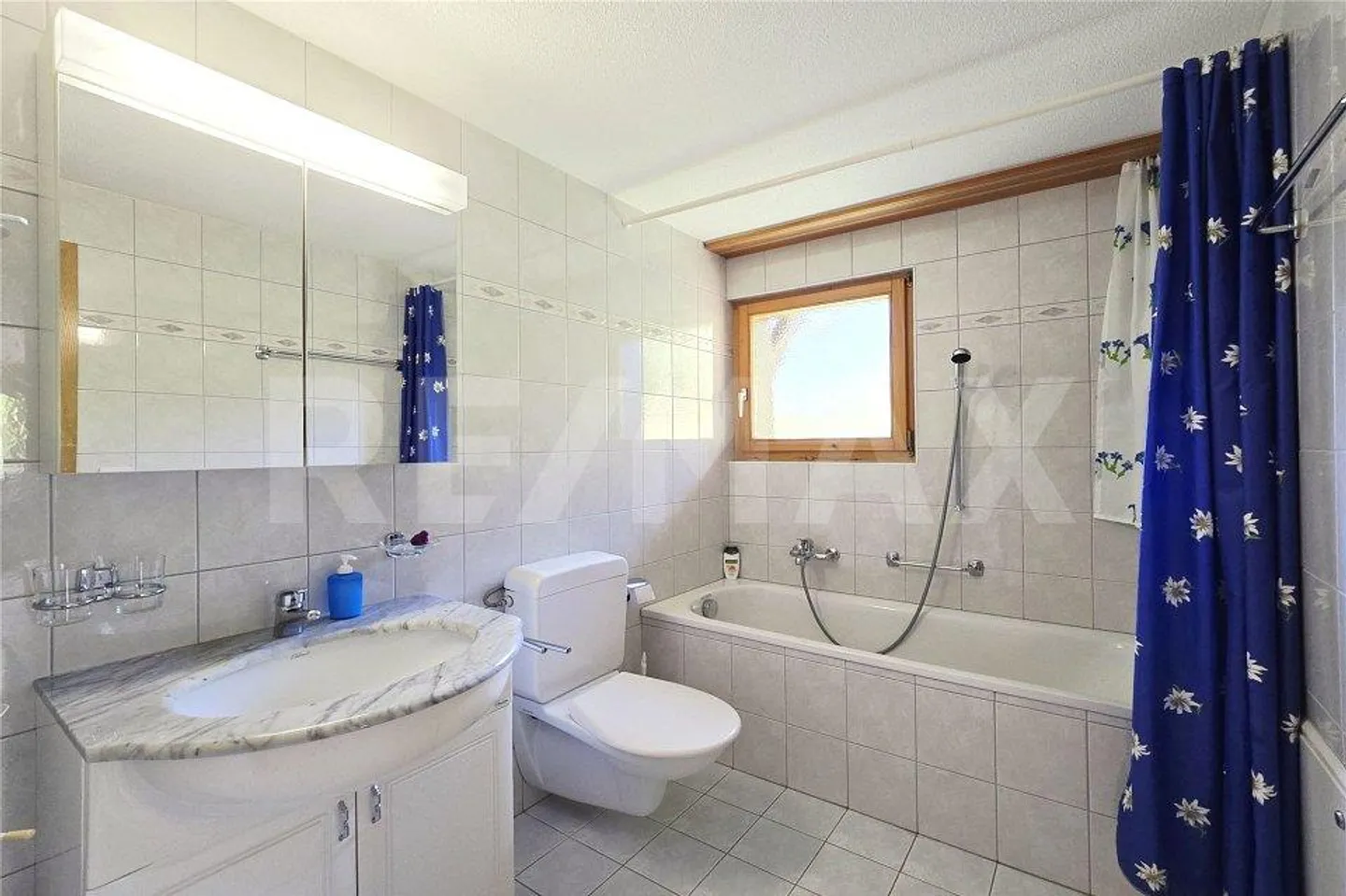 Bergpanorama inklusive  2.5 Zi-Wohnung in Leukerbad mit Balkon & P... - Foto 7 von 13