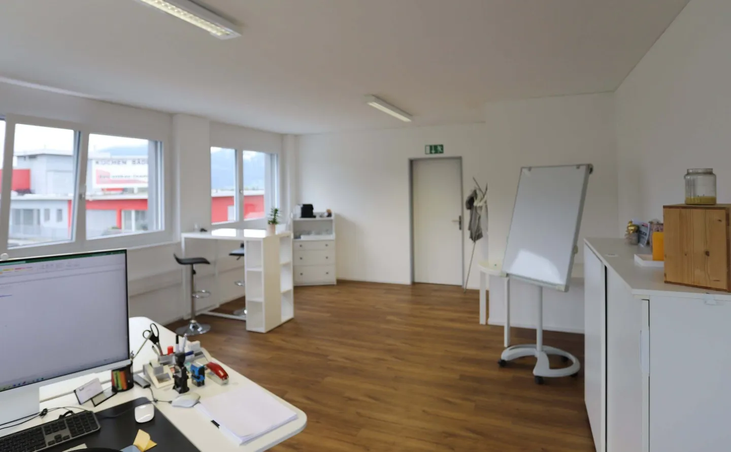 Devenez membre d'une communauté de bureaux sympathique ! - Photo 3 sur 5