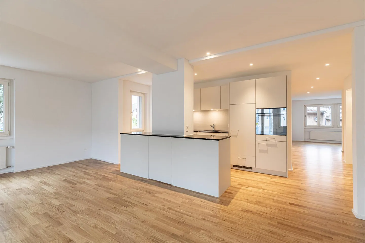 Beautiful new 4.5-room apartment - Photo 2 of 8