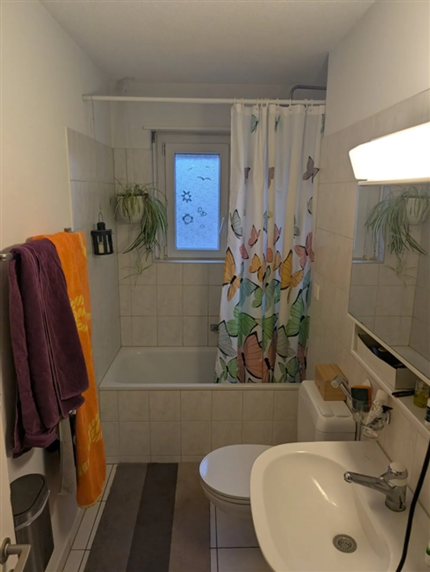 APPARTEMENT 3 CHAMBRES À BIEL/BIENNE (BE), MEUBLÉ, TEMPORAIRE - Photo 9 sur 9