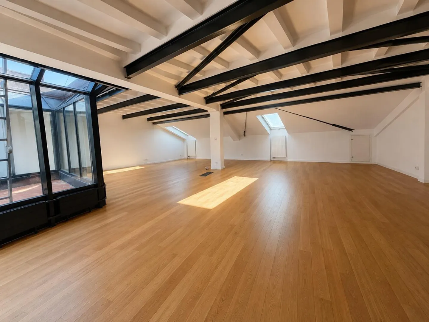 Einzigartiges Studio an exklusiver Seelage - Foto 1 von 4