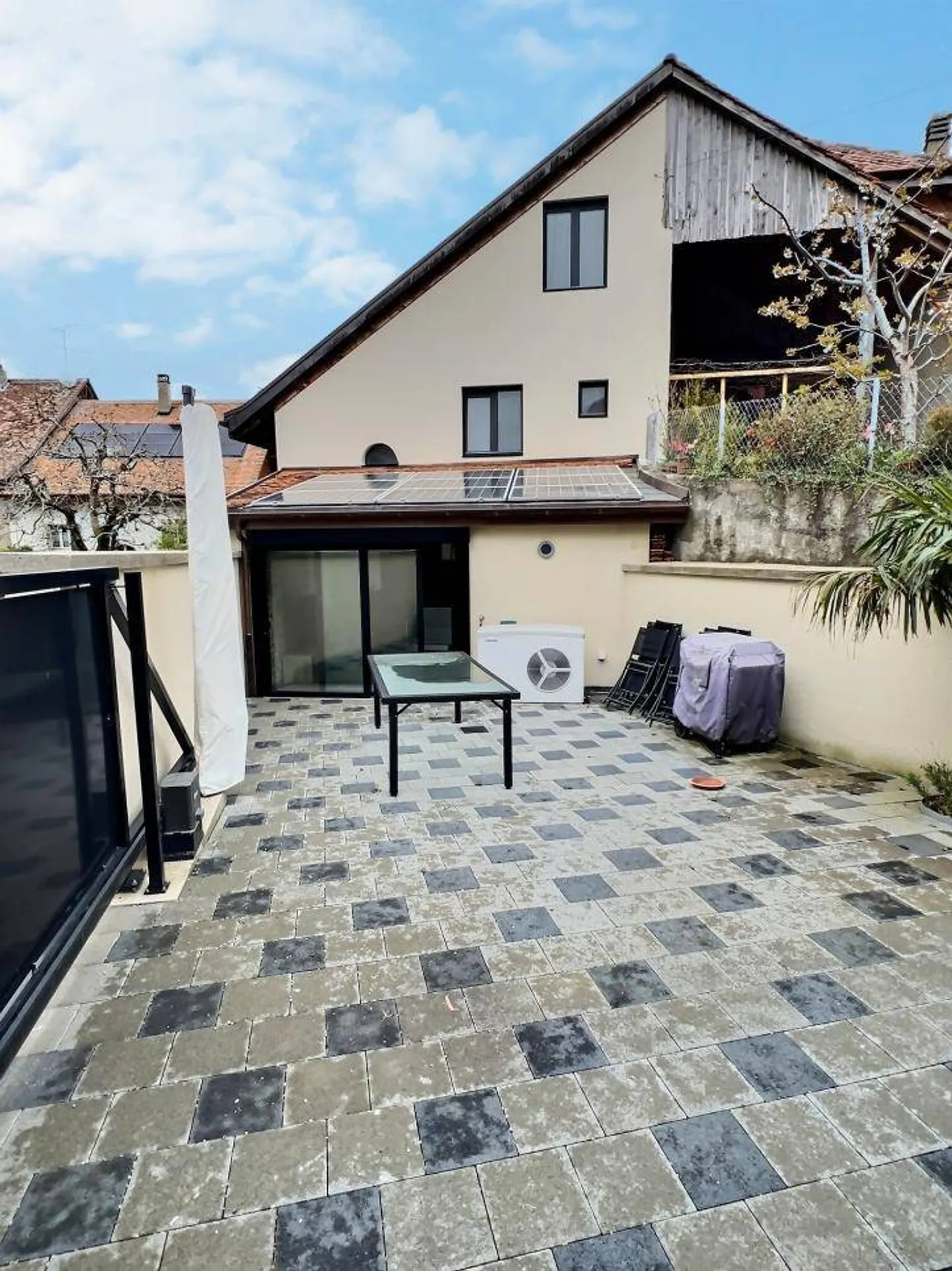 Incantevole Casa Contigua - Foto 1 di 9