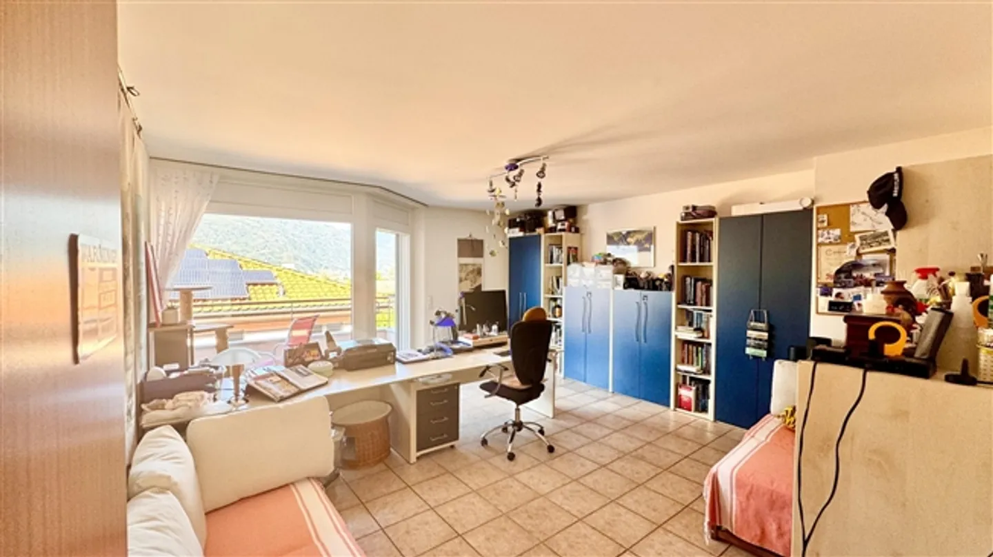 Ref. 2021 Cozy Single-Family Home with 6.5 Rooms and Low Environmental Impact - Photo 13 of 20