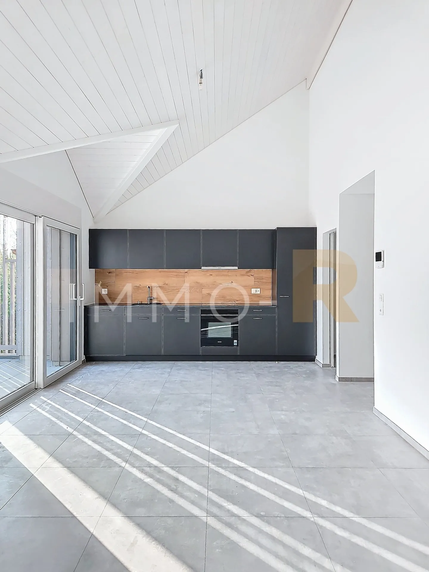 Nuovo appartamento di 3,5 stanze con giardino - Foto 3 di 5