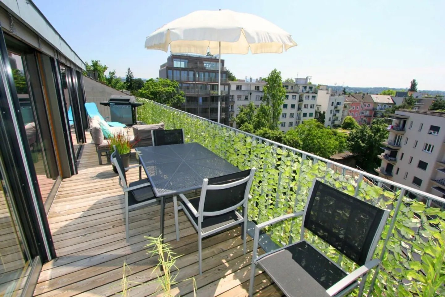 Appartamento da sogno... proprio in cima! - Foto 3 di 10