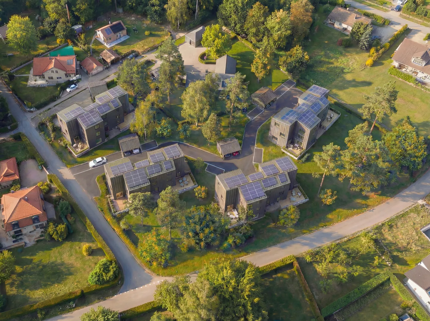 Elegante Öko-Villa mit Garten - Foto 6 von 6