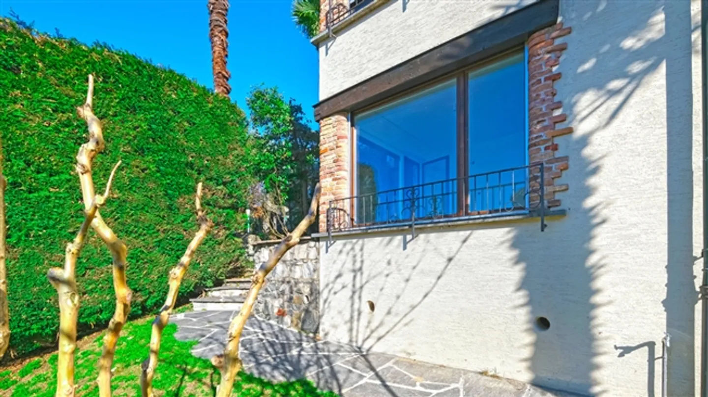 2.5-room apartment in villa with garden and lake view, Ruvigliana - Photo 3 of 10