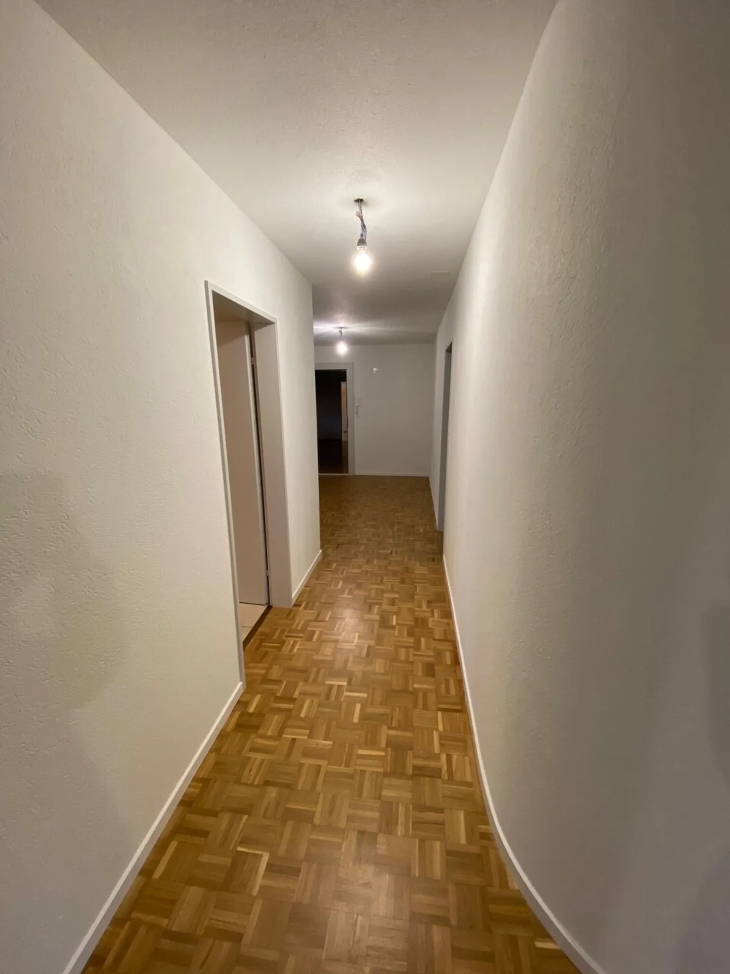 Apartment for rent - Photo 3 of 16