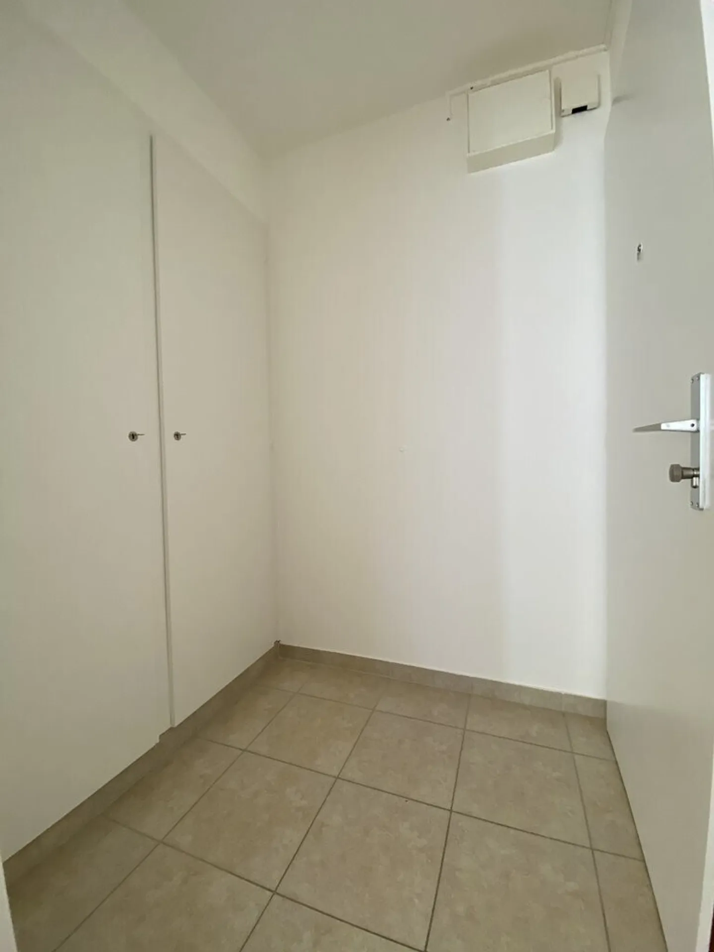 Charmant Appartement dans Quartier Calme - Photo 2 sur 7