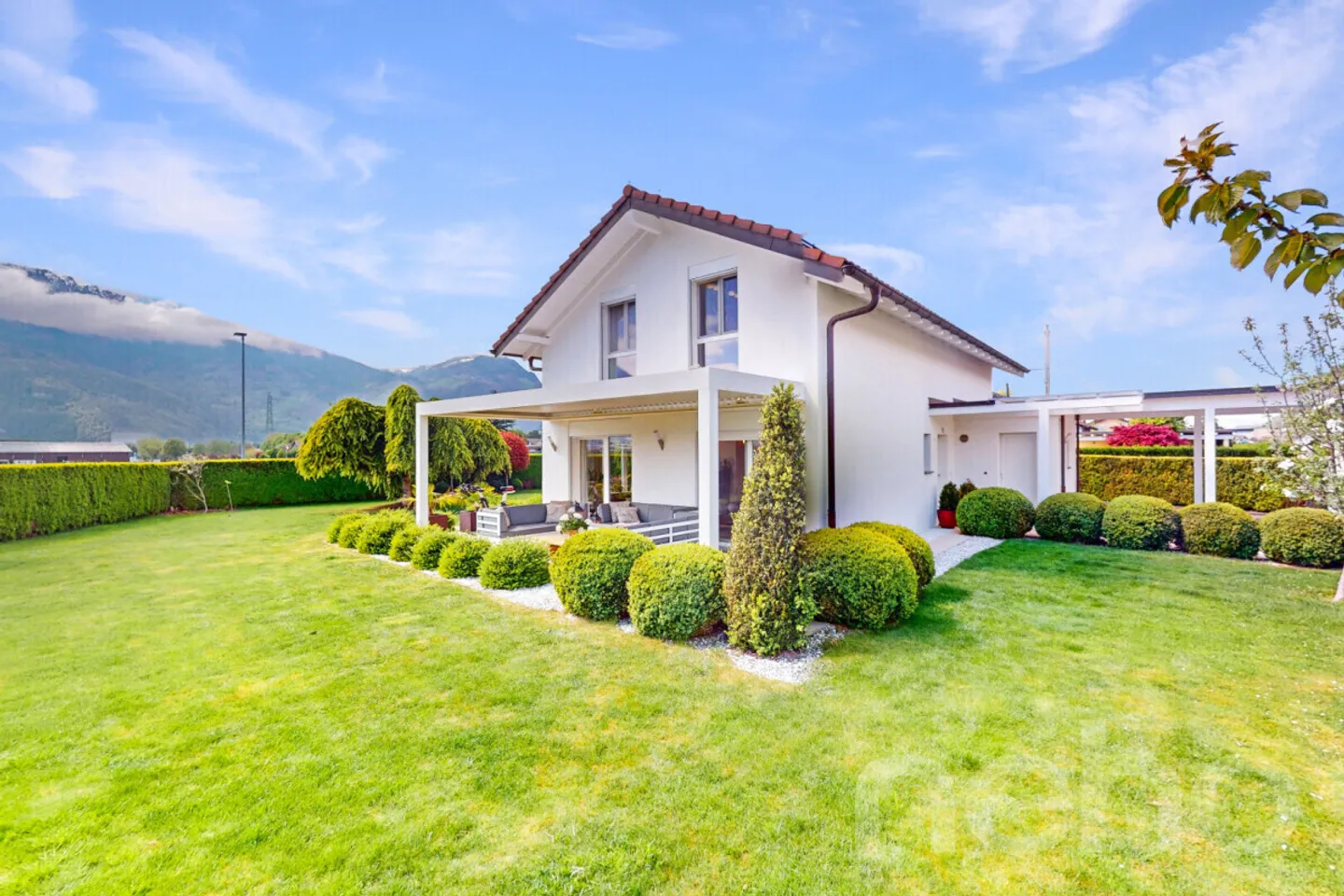 «Maison meublée dexception à Aigle avec vue et grand jardin» - Photo 2 sur 13