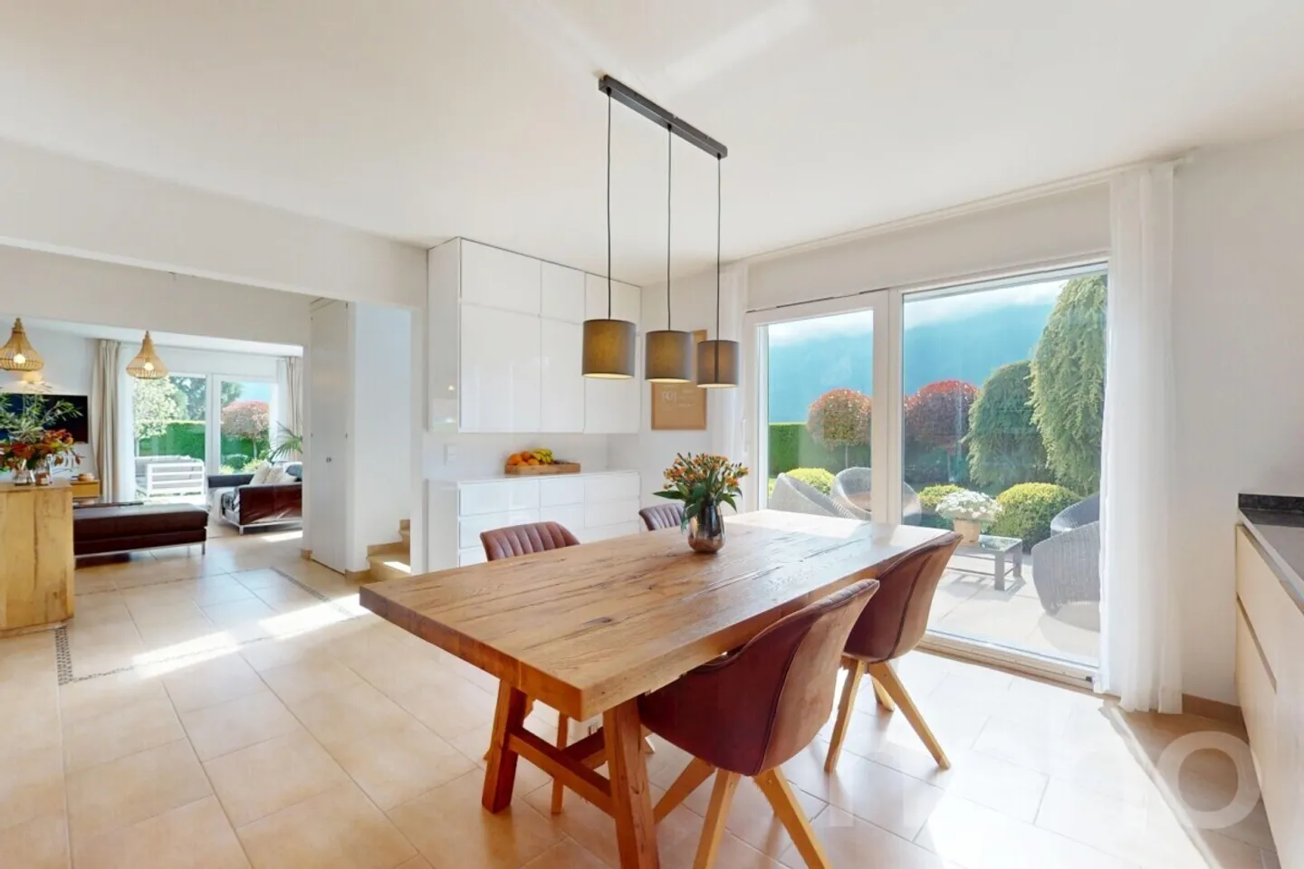 «Maison meublée dexception à Aigle avec vue et grand jardin» - Photo 8 sur 13