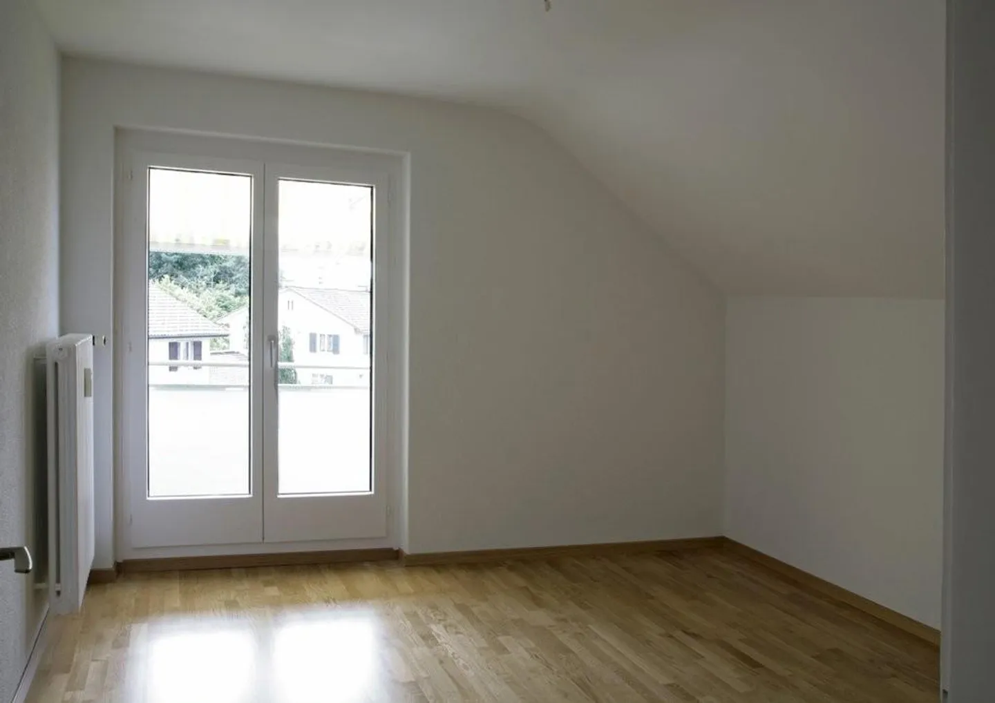 Charmante Dachwohnung in Bern - Foto 4 von 6