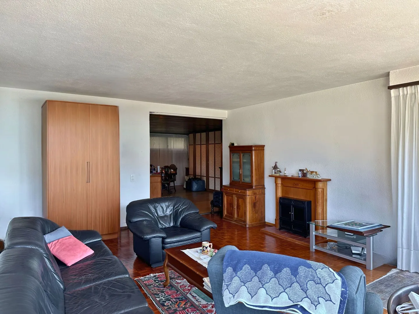 Interesting apartment with 5.5 rooms, large terrace and beautiful lake view - Photo 10 of 18