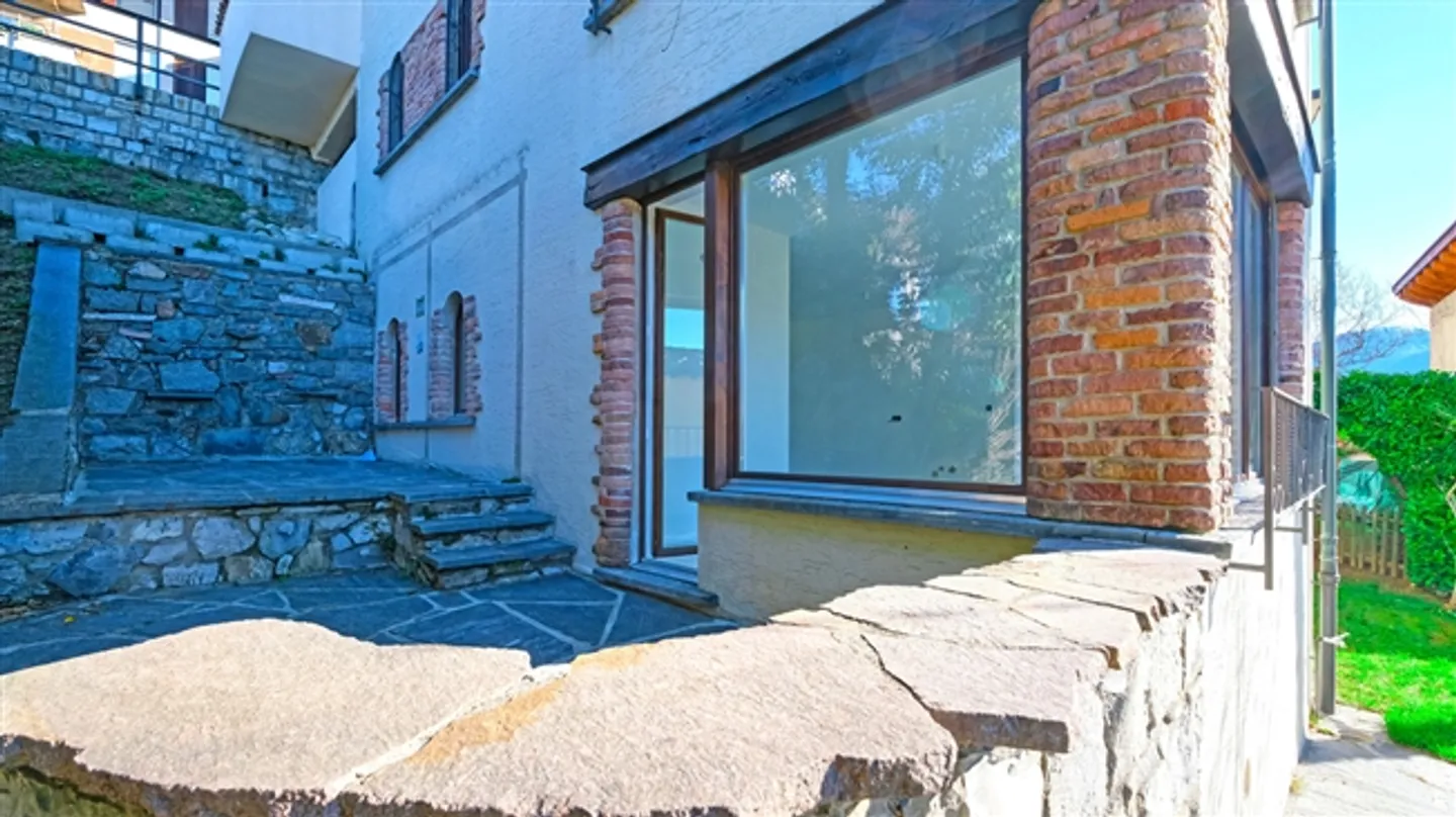 2.5-room apartment in villa with garden and lake view, Ruvigliana - Photo 4 of 10