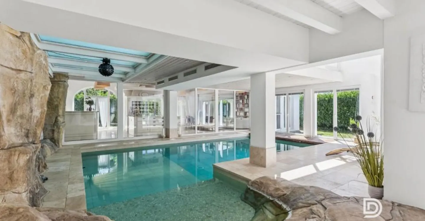 5 minutes from Yverdon: Exceptional village house with wellness space - Photo 3 of 12