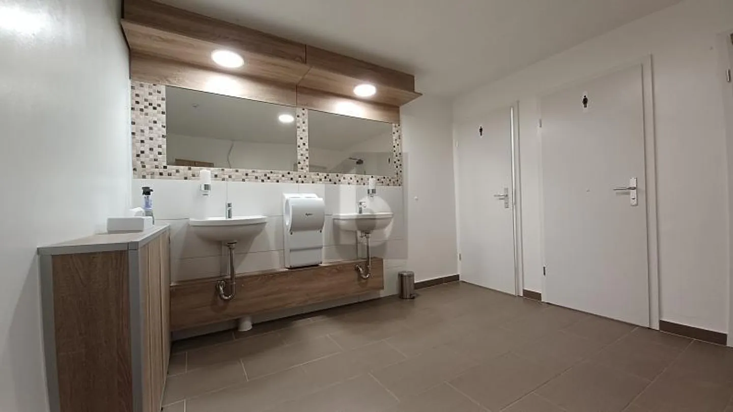 POSIZIONE IDEALE CON MOLTEPLICI USI - Foto 3 di 5