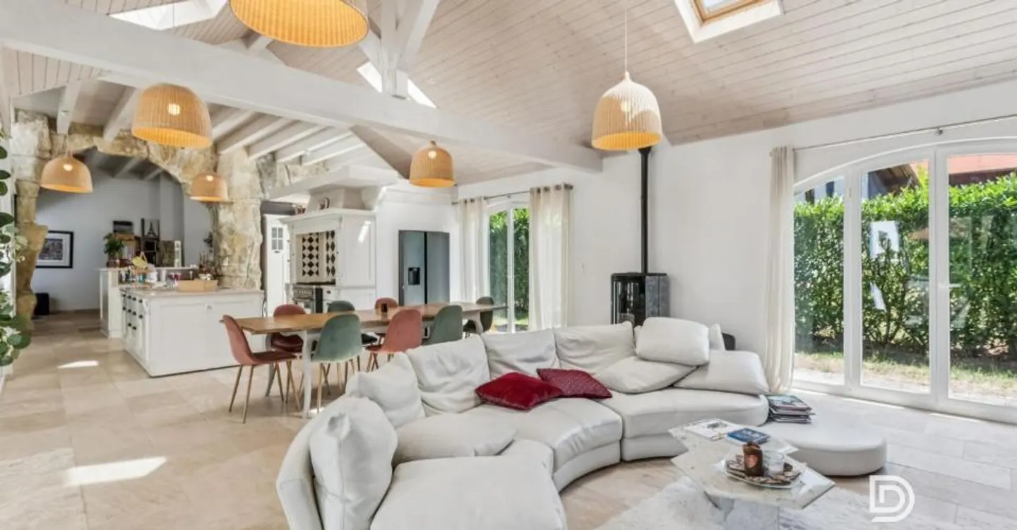 5 minutes from Yverdon: Exceptional village house with wellness space - Photo 5 of 12