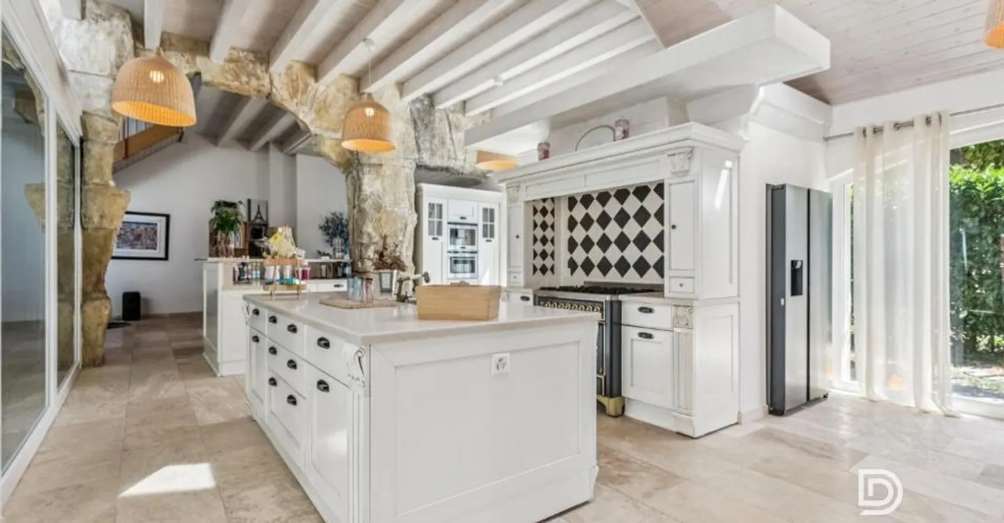 5 minutes from Yverdon: Exceptional village house with wellness space - Photo 7 of 12