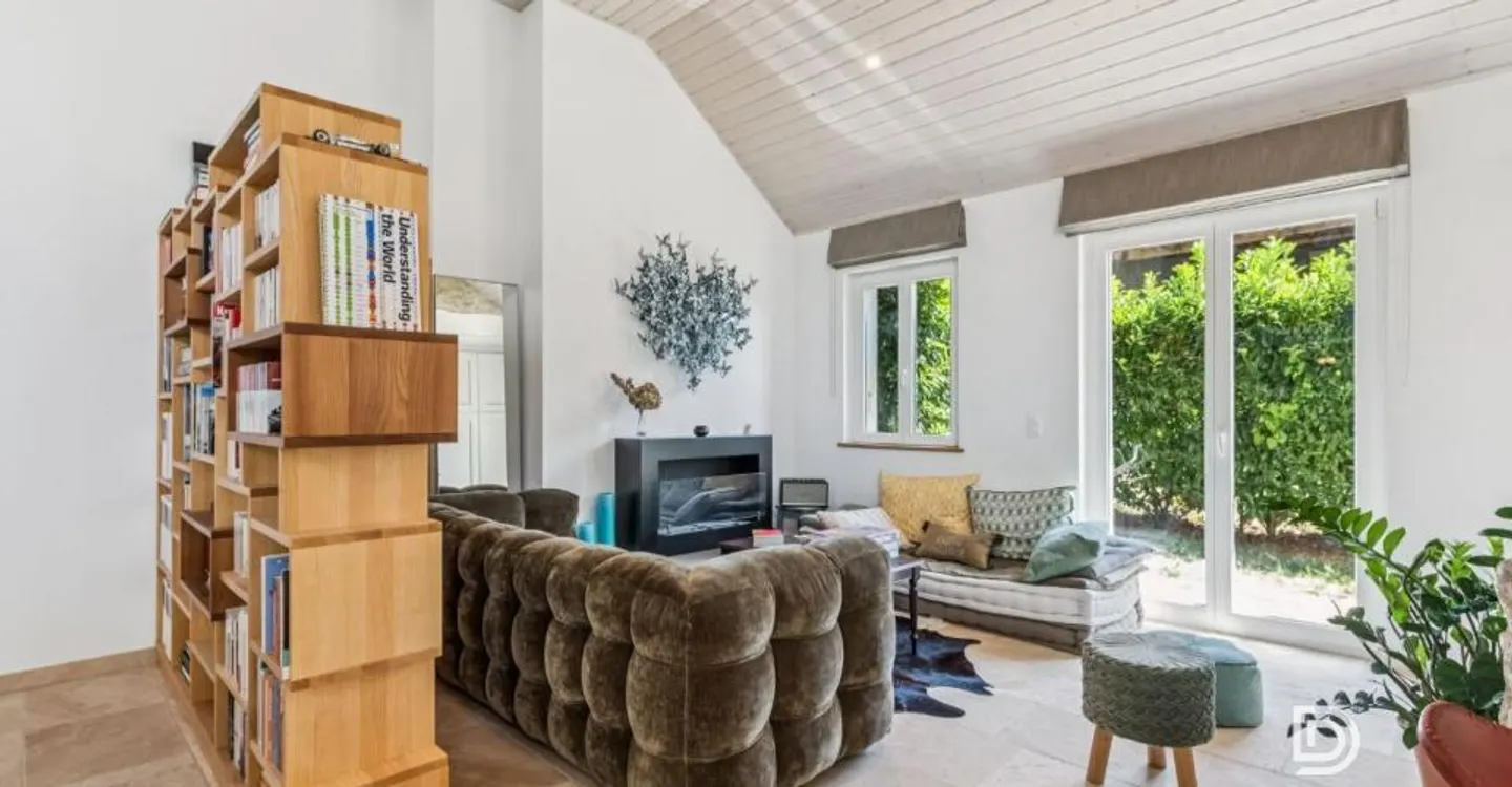 5 minutes from Yverdon: Exceptional village house with wellness space - Photo 8 of 12