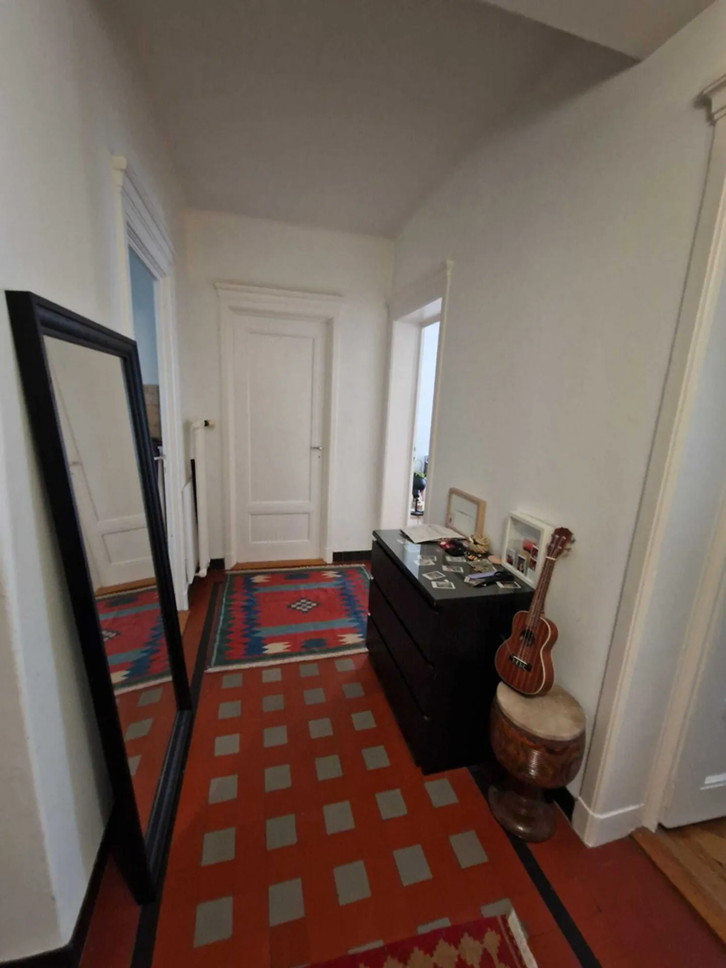 2-Zimmer-Wohnung im 1. Stock unterhalb des Bahnhofs in Lausanne - Foto 5 von 6