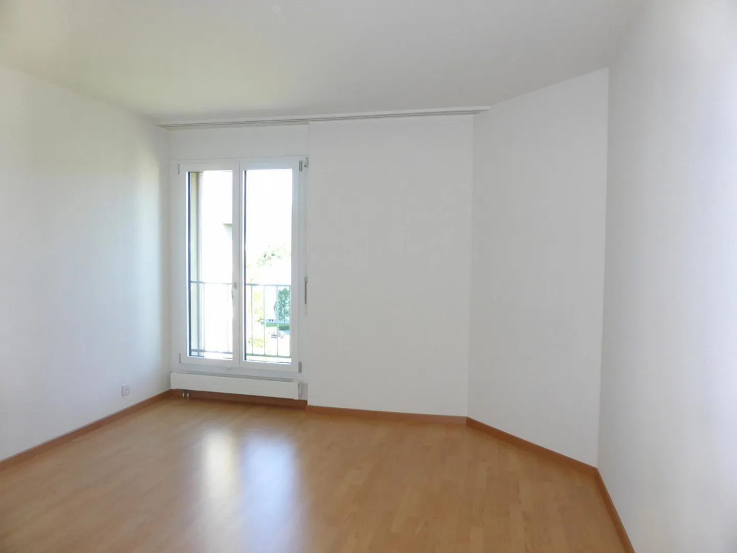 Attikawohnung mit grosser Terrasse - Foto 7 von 11