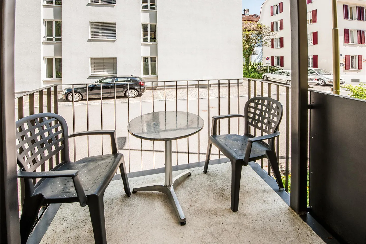 Furnished apartment in the best location! - Photo 5 of 6