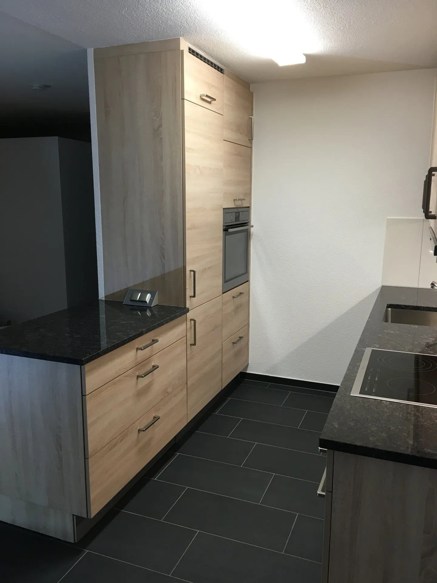 Proprietà residenziale e commerciale - Rendimento sicuro con 26 posti auto - Foto 15 di 21