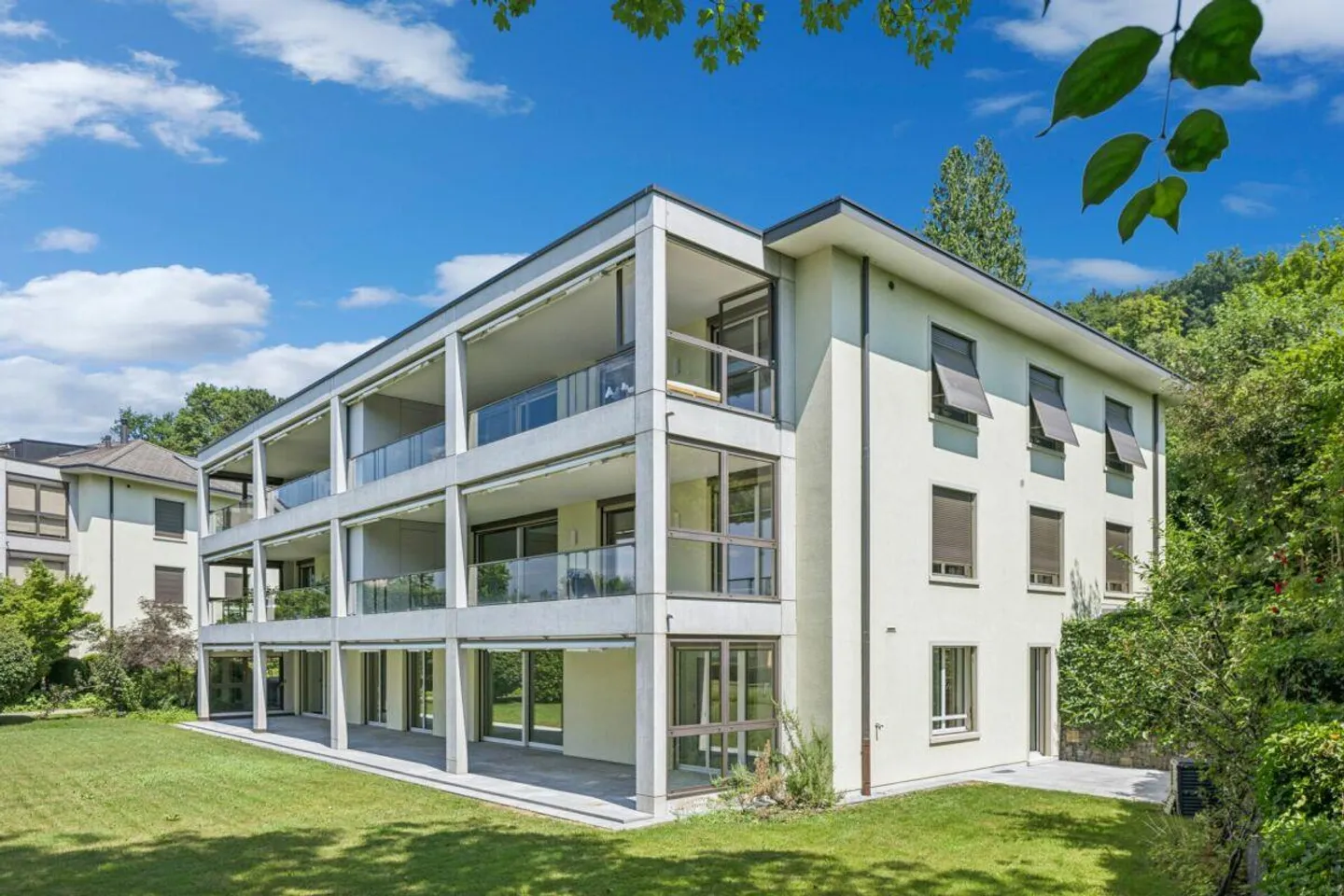 Exklusives Wohnen auf über 240m2 im Bellerive Quartier - Photo 2 of 2