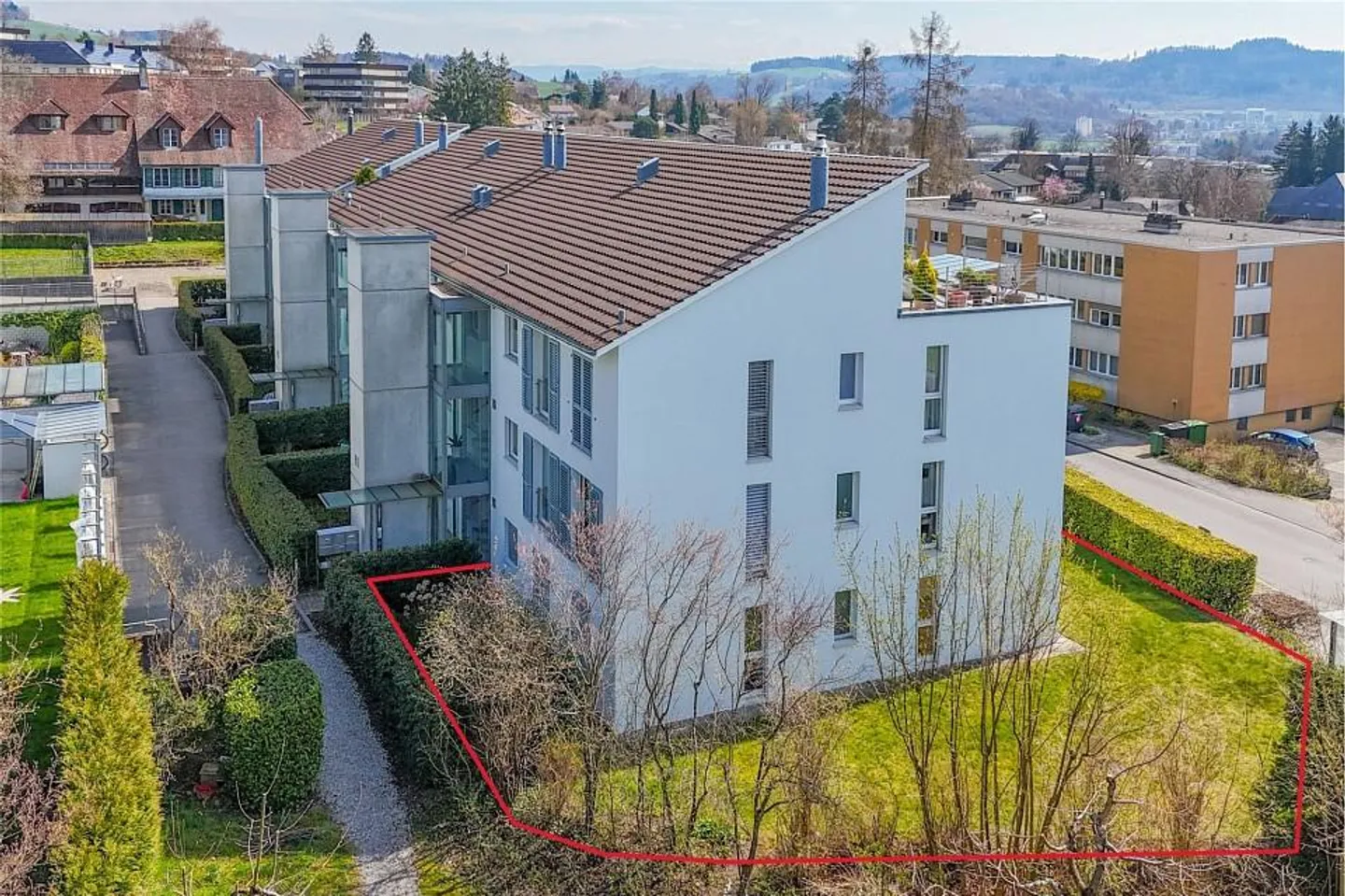 Spacious Garden Apartment on South Slope in Ittigen - Photo 3 of 13