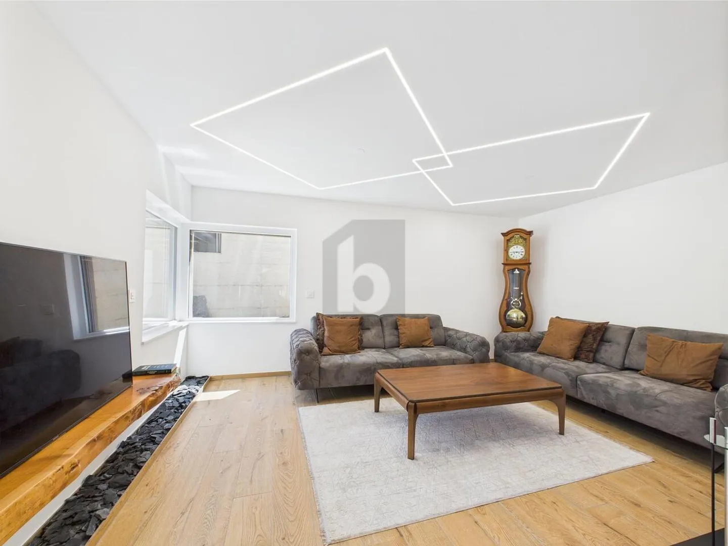 Eine Oase des Glücks im Herzen der Berge - Foto 3 von 5