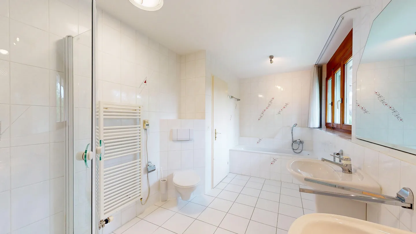 Casa Familiare Elegante a Münchenstein - Foto 13 di 19