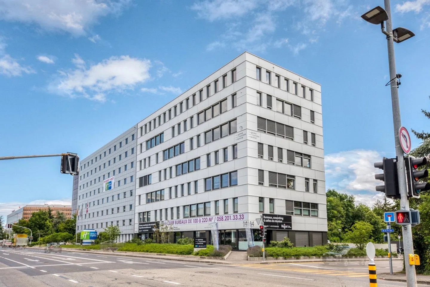Ufficio per 15 persone presso Regus Airport - Foto 2 di 9
