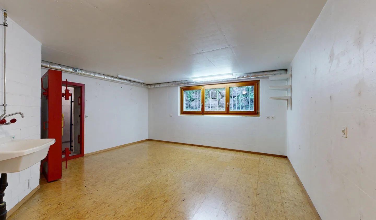 Casa Familiare Elegante a Münchenstein - Foto 17 di 19