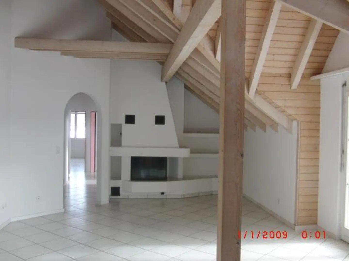 Geräumige Wohnung mit atemberaubendem Blick - Foto 3 von 19