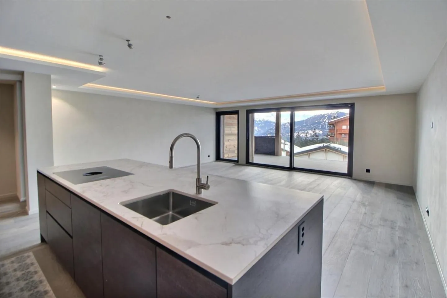 Neues 3,5-Zimmer-Apartment in Crans-Montana - Foto 1 von 6