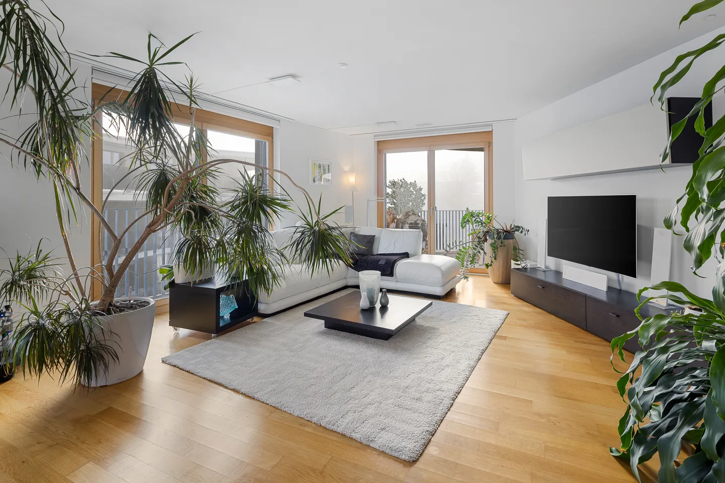 Wohntraum mit zwei Terrassen und traumhafter Seesicht - Foto 3 von 12