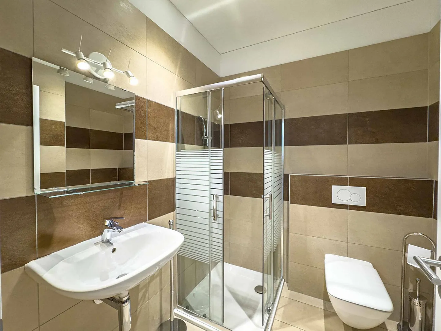 3,5-Zimmer-Wohnung mit Terrasse in Lugano - Foto 7 von 9