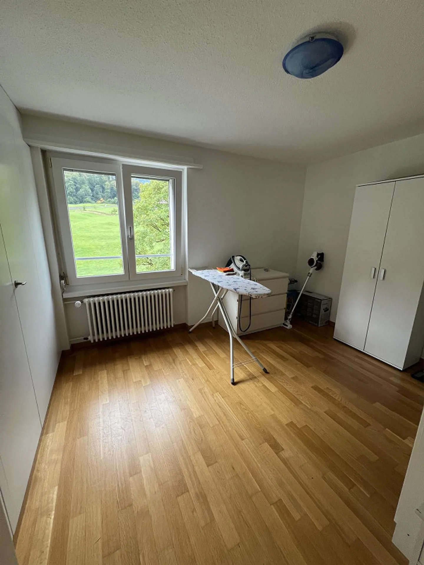 Bel et spacieux appartement de 4 pièces à Glarus - Photo 5 sur 9