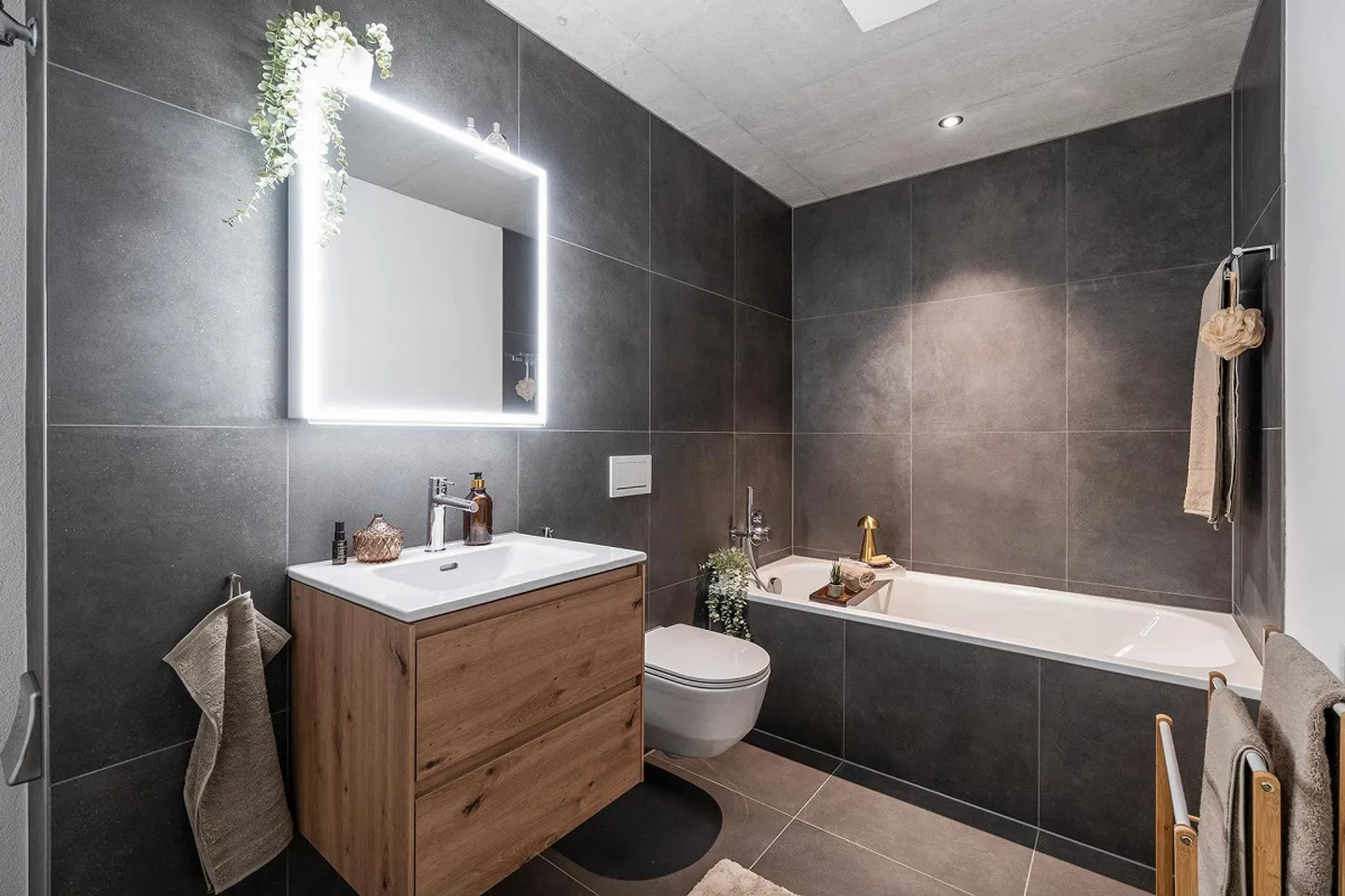 La magia dell'inverno incontra il comfort abitativo ? benvenuti nella vostra casa del benessere. - Foto 5 di 13