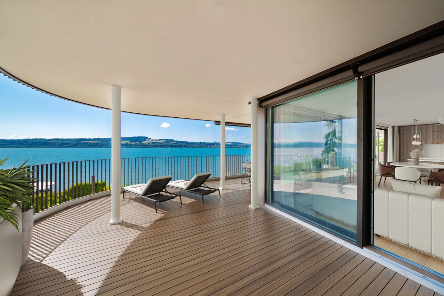 Dominierende Lage mit Blick auf den See, oberste Etage! - Foto 1 von 8