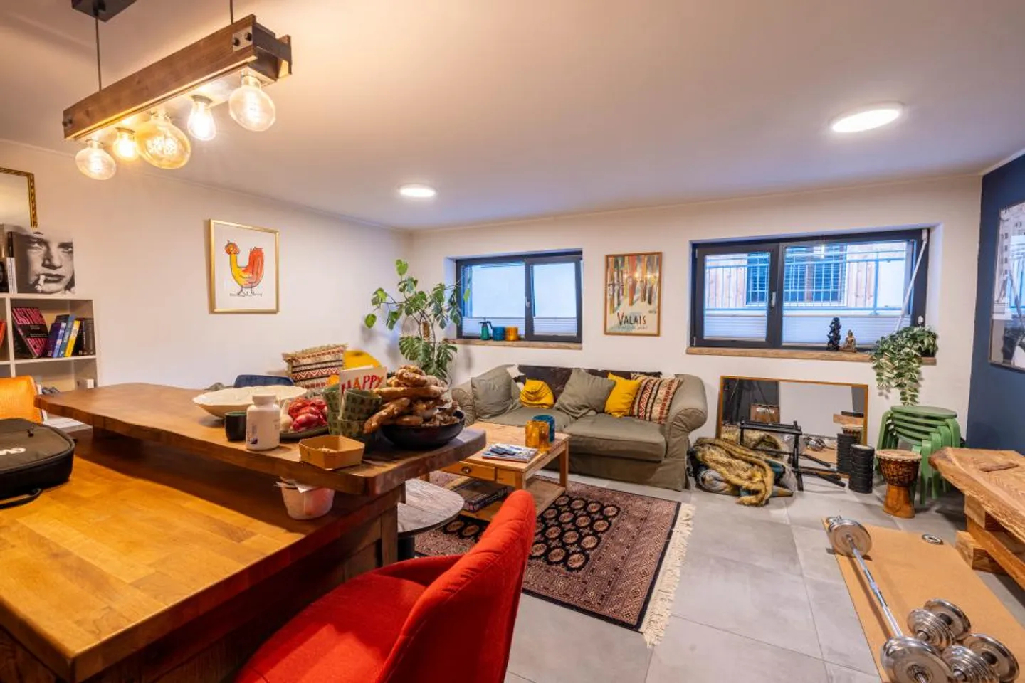 Edificio a uso misto con posizione ideale e rendimento locativo a Châble - Foto 4 di 13
