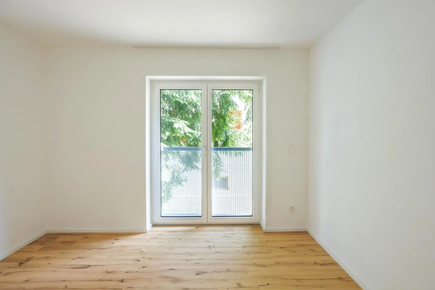 Première occupation magnifique appartement 2,5 pièces à proximité immédiate du lac - Photo 5 sur 8