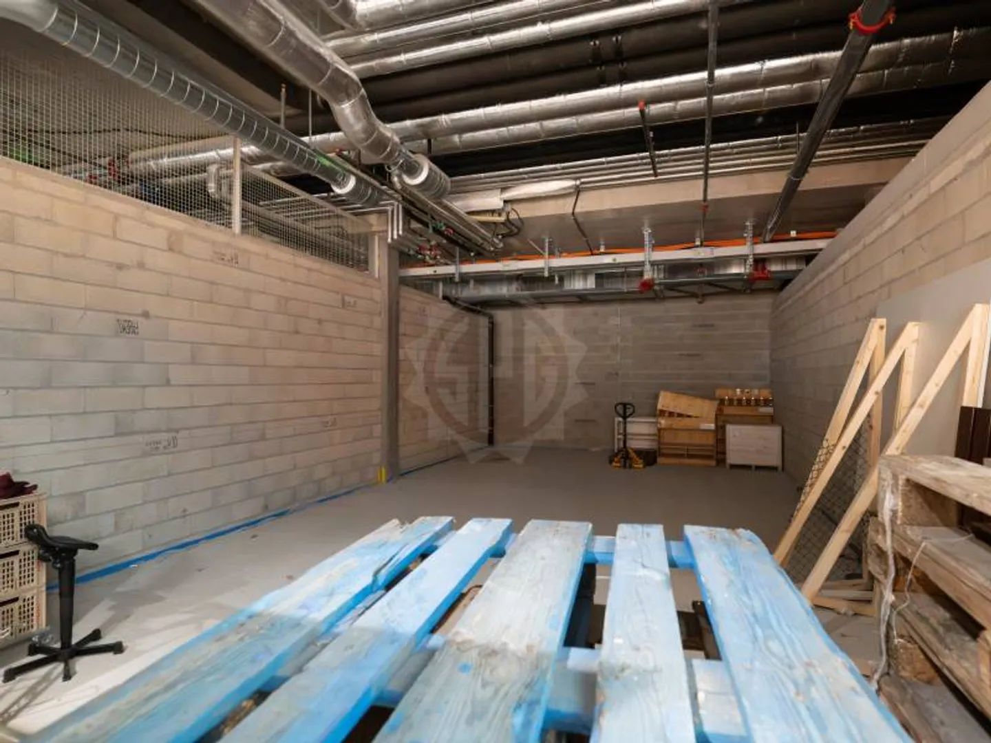 Espace Commercial à Chêne-Bourg - Photo 2 sur 4