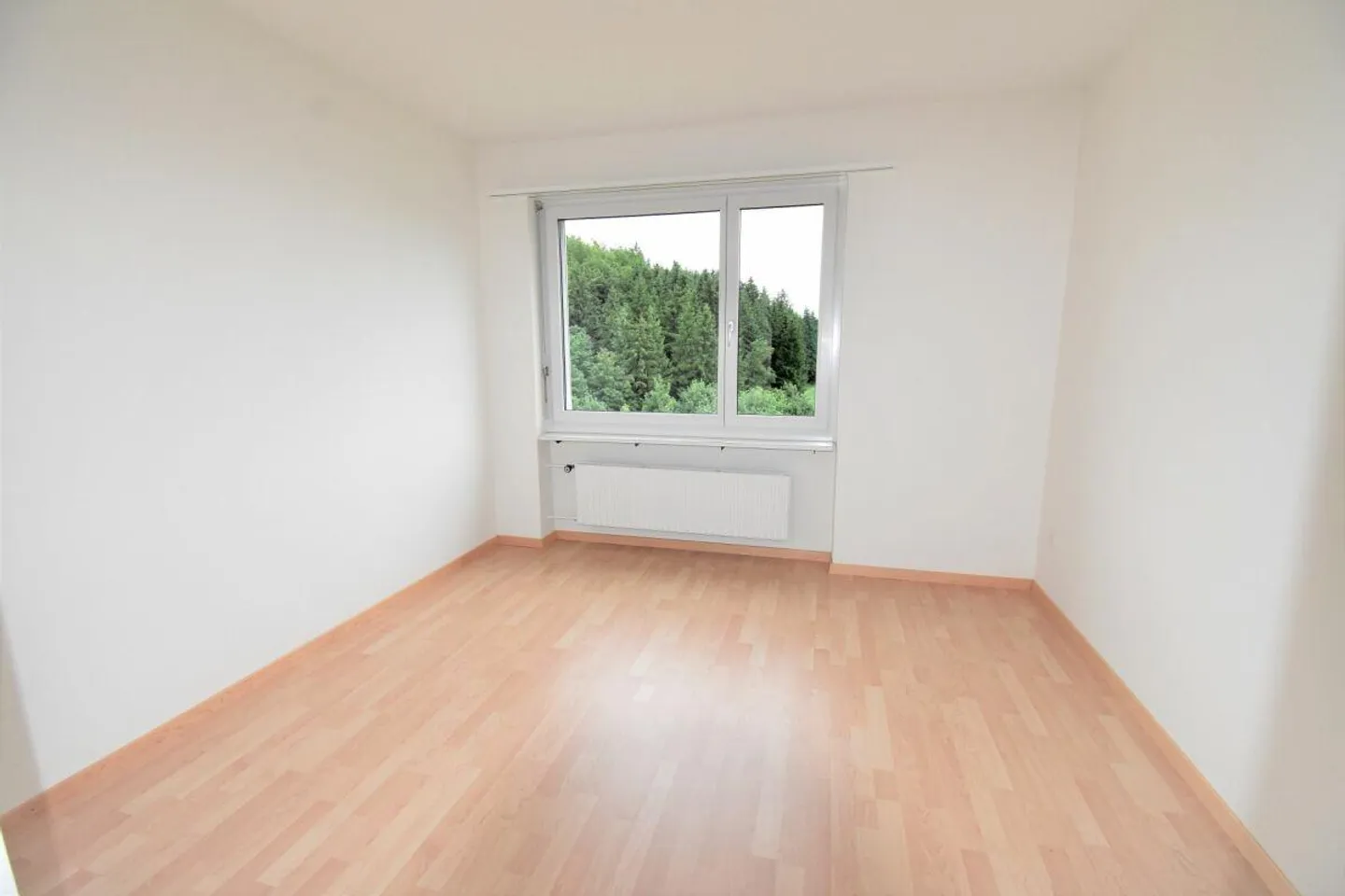 Attraktive, frisch aufgefrischte Wohnung an ruhiger und zentraler L... - Foto 5 di 8